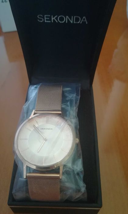 Дамски ръчен часовник Sekonda