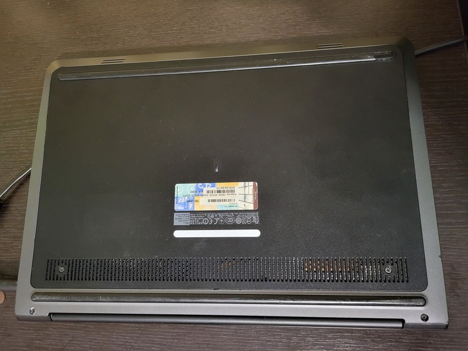 Laptop DELL I3 500GB