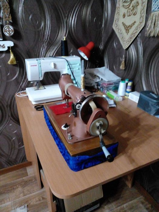 Швейная машинка советская