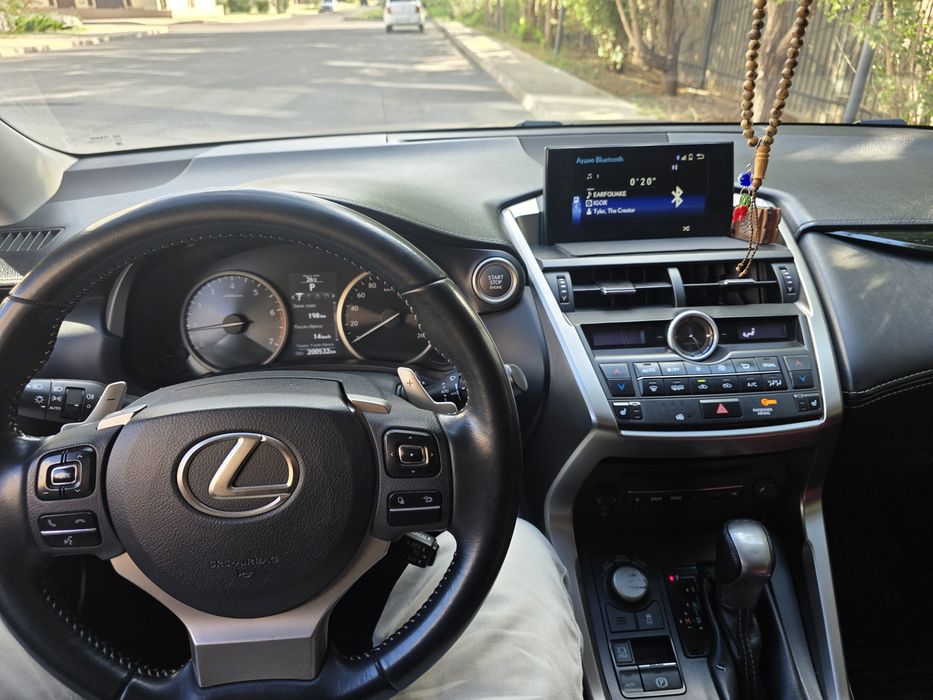 Продам Lexus NX200t 2014г.