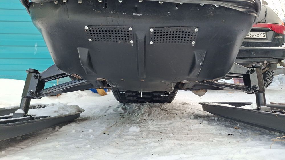 Продам снегоход рысь 500