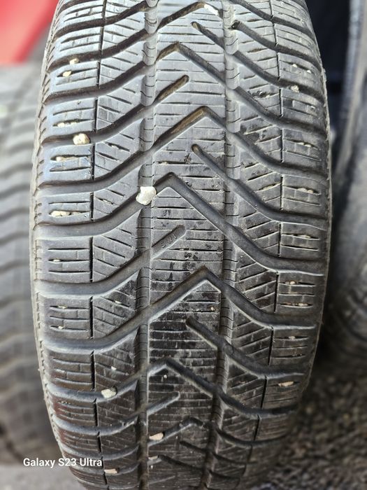 Anvelope iarna 195.65 R15+4 Genți+Capace.