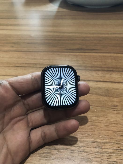 Iwatch yengi SRCHNO