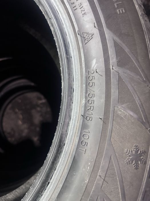 Шины  255/55/18  Шиповный