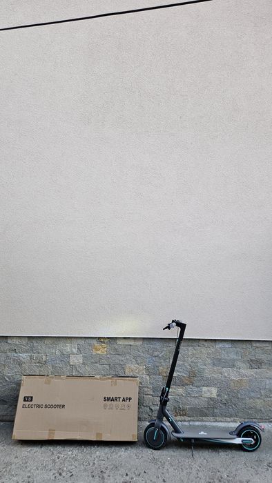 Продавам Електрическа тротинетка модел V8 (XIAOMI EL SCOOTER 4)