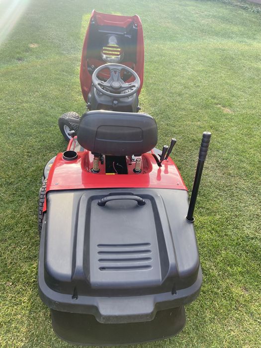 Tractoraș  gazon MTD RN 145