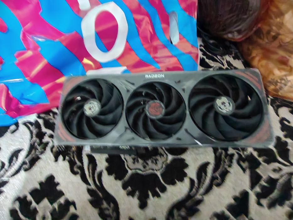 Продам Rx7800xt 16GB