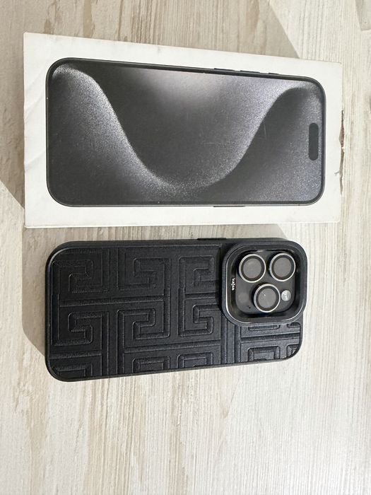 IPhone 15 pro, 256 гб, емкость 99%