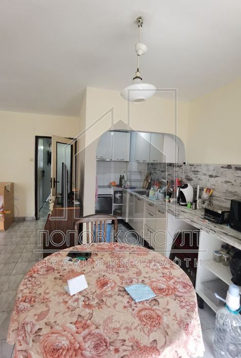 Продава се Тристаен апартамент в Пловдив, Младежки Хълм - 80 кв.м за 2188 €/кв.м - Снимка #3