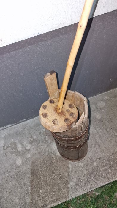 Putinei vechi pentru decor