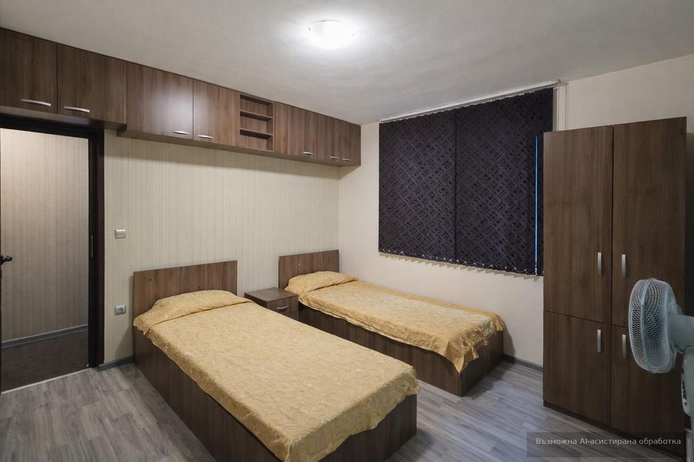 Дава се под наем Тристаен апартамент в Варна, Гръцка махала - 80 кв.м за 750 € - Снимка #6