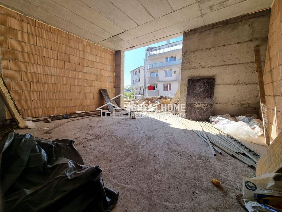 Продава се Тристаен апартамент в Търговище, Вароша - 125 кв.м за 959 €/кв.м - Снимка #2