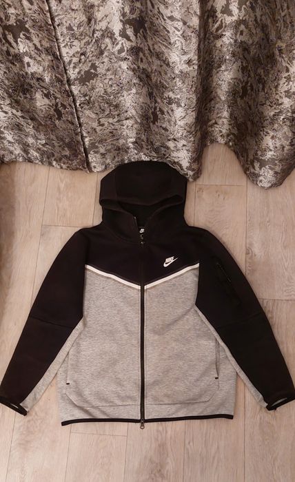 Продам Nike Tech Fleecе