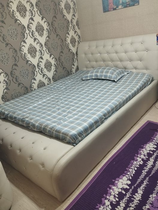 Спальный гарнитур цвет белый