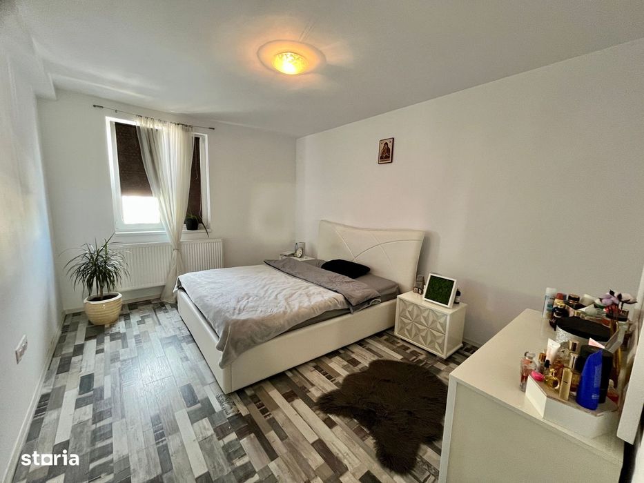 Apartament 5 camere- Cartierul Arhitectilor– 2 bai,2 locuri de parcare