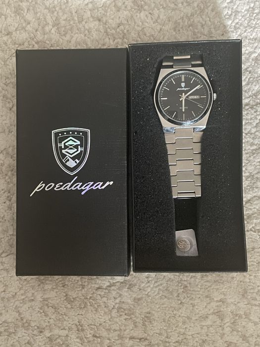 Продам часы новые