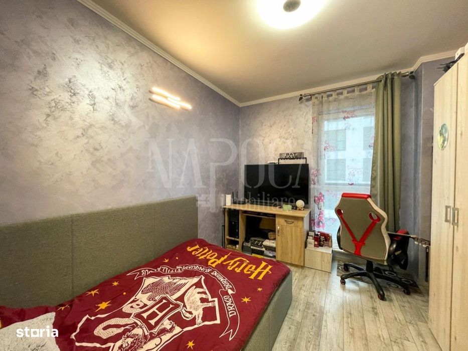 Apartament 4 camere de vanzare in Floresti