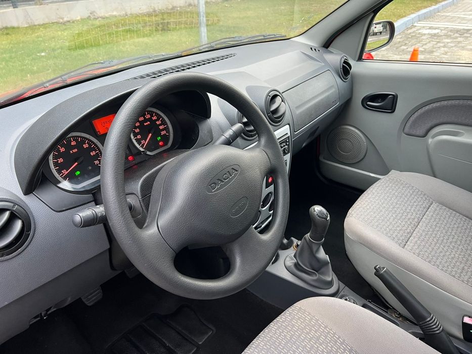 Dacia Logan Laureate 1.6 MPI KM Doar 28.000 reali