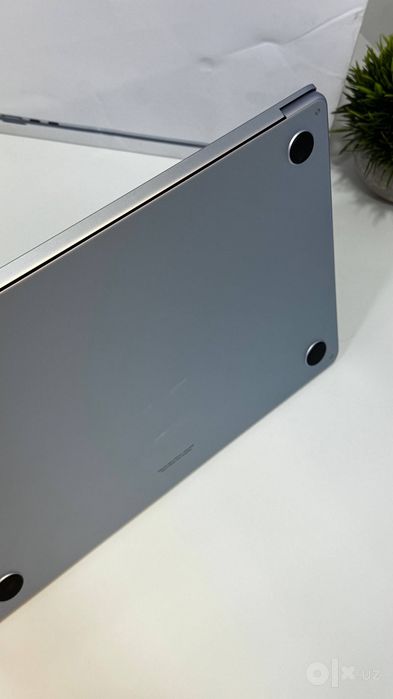 как новый MacBook Air 13” M5 / 16Gb / 512Gb