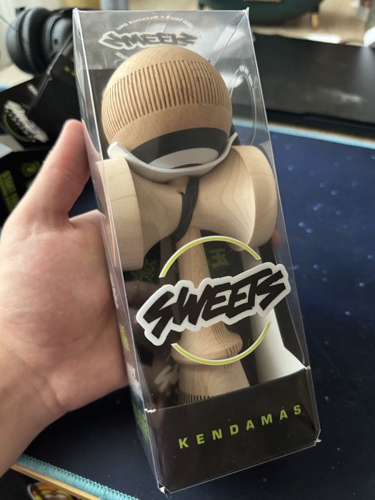 Broken Bones Natural Broken Shape Kendama Sweets