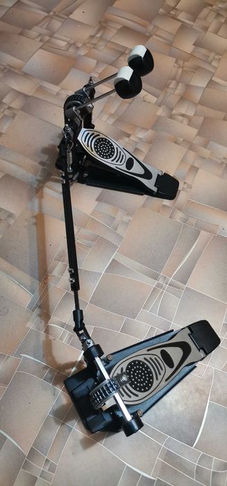 Продам не дорого педаль кардан для бас бочки.