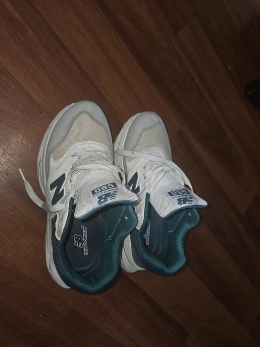 Продам кросовки 42 размер