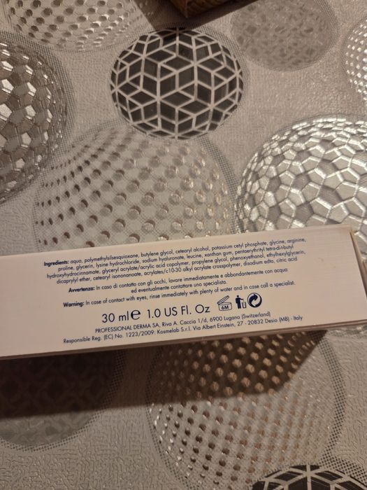 Jalupro ревитализиращ серум за лице и околоочен контур