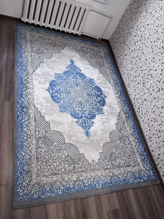Продам турецкий ковер 200*250