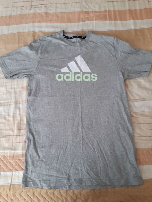Тениска adidas за 176см