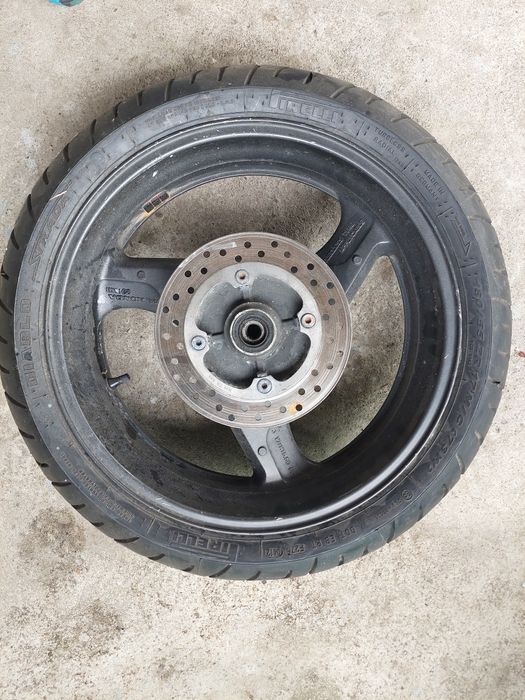 Janta spate Honda Hornet