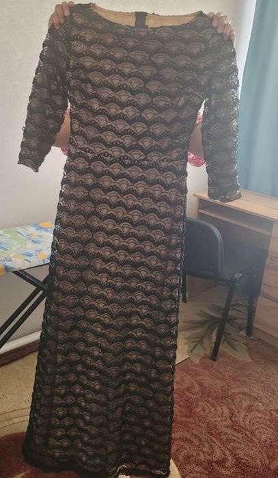 Продаю и сдаю на прокат платья