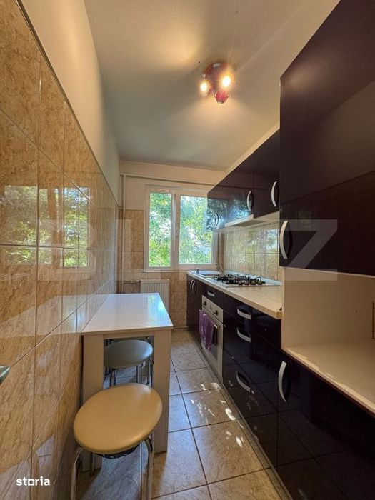 Apartament de 2 camere, zona Sagului
