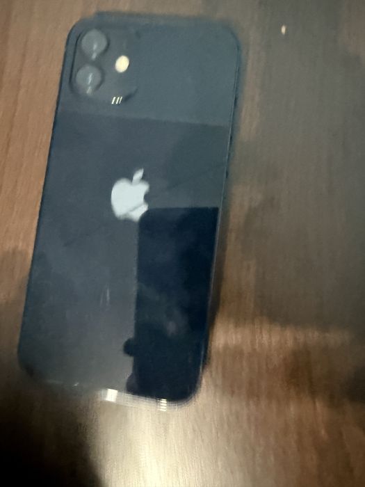 Vand Iphone 12 64GB