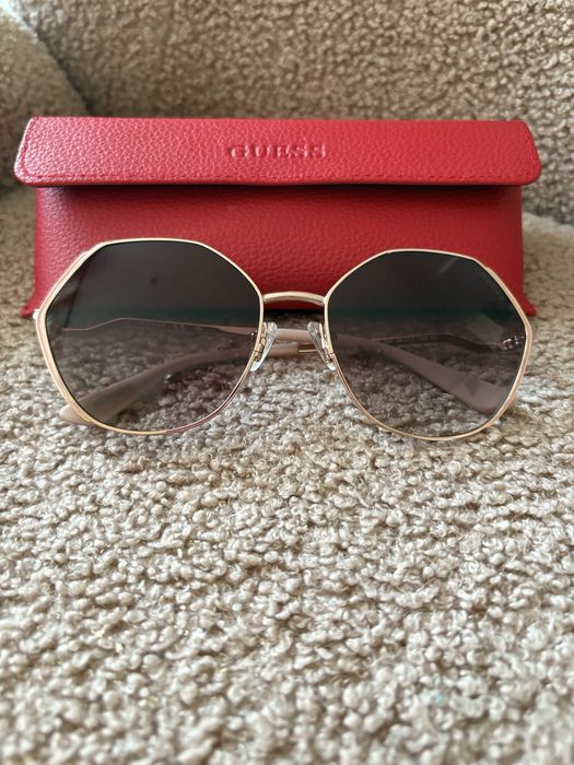 Нови оригинални слънчеви очила Guess