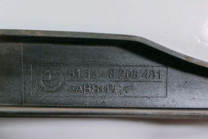 Ornament far stanga 51138208481 BMW Seria 3 E46