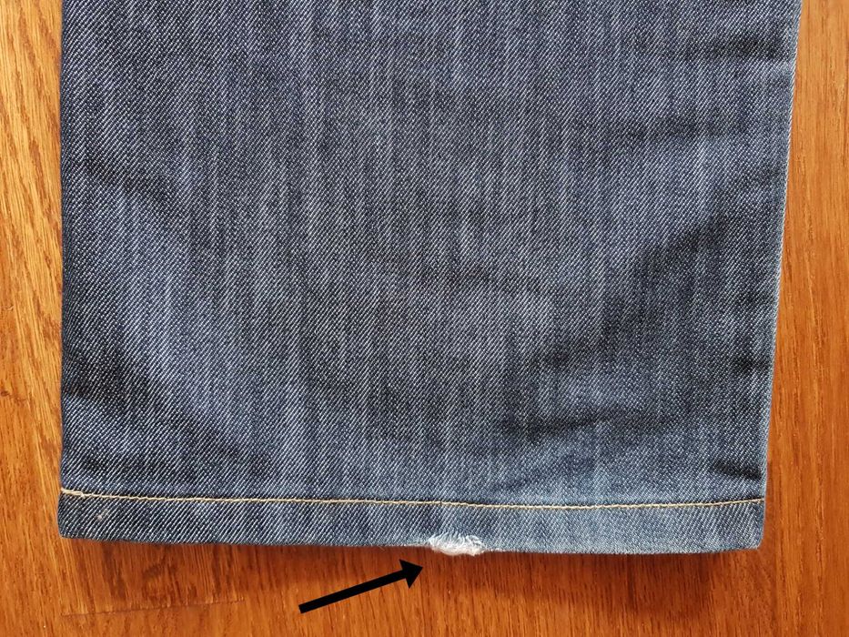 Blugi Levi's 501. Marime 32/34. Dimensiuni exacte.