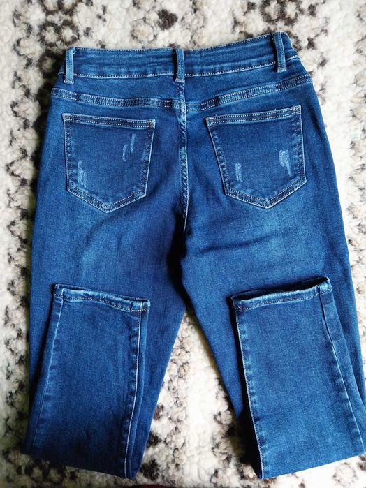 Дамски сиви дънки ,и клин Lee Cooper