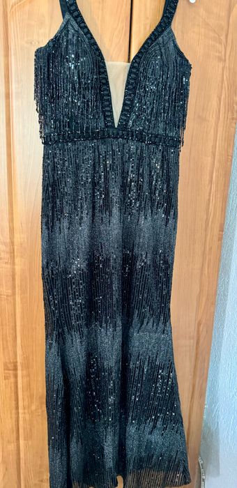 официална рокля с мъниста и паети