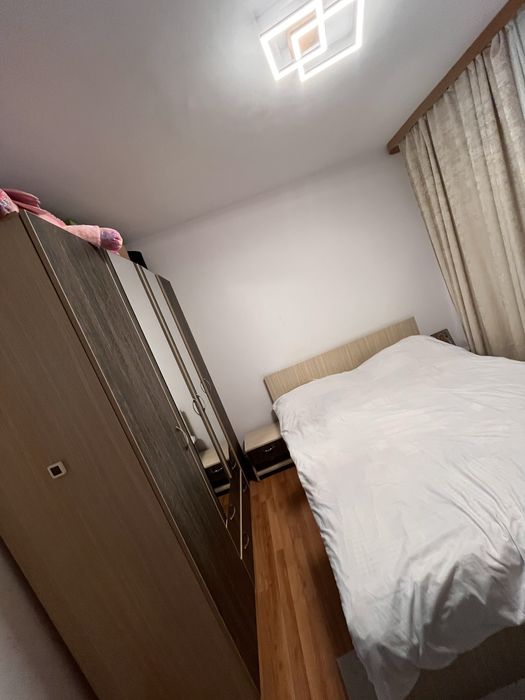 Dormitor complet de vanzare - stare foarte buna