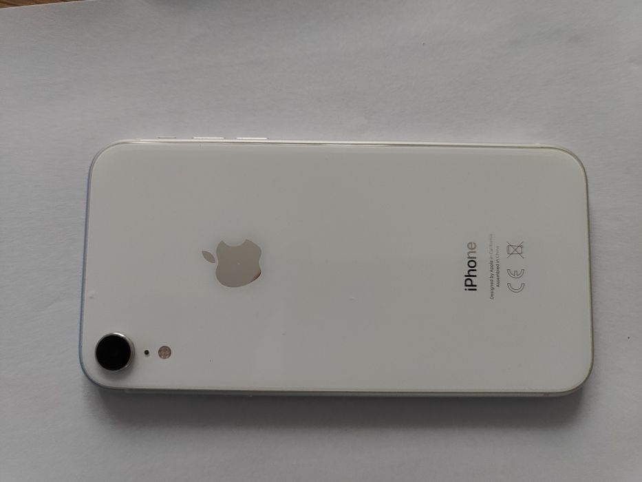 iPhone XR 64 gb alb
