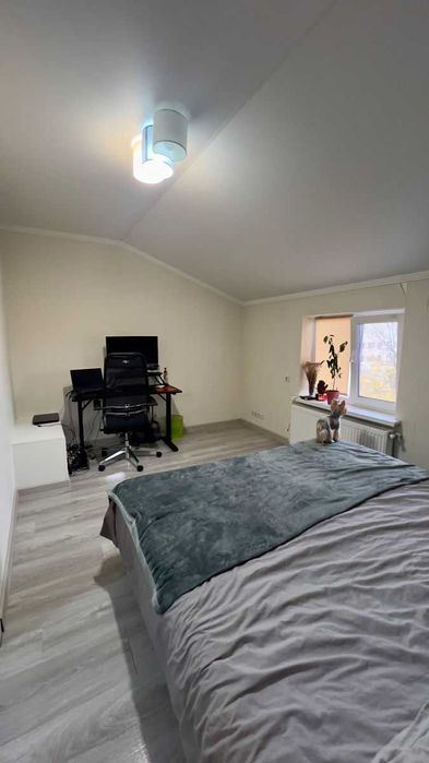 Дава се под наем Двустаен апартамент в София, Борово - 86 кв.м за 375 € - Снимка #1