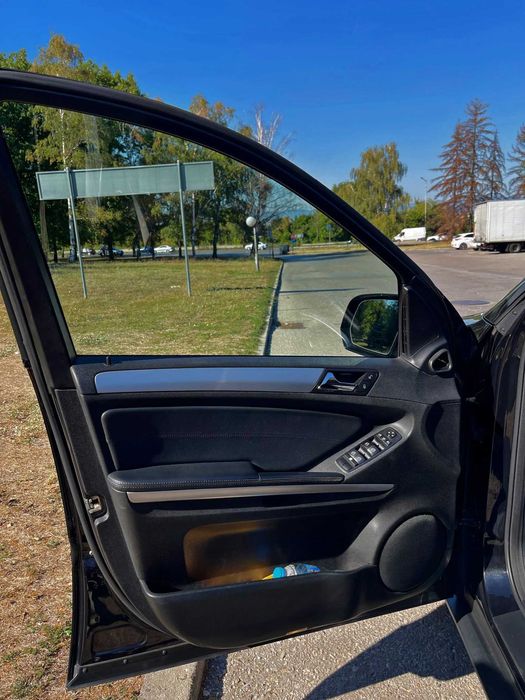 Mercedes-Benz ML 350 4MATIC | РЕАЛНИ КМ | LED ФАРОВЕ | 21