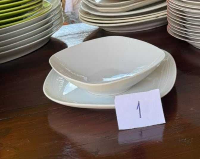Vând 15 seturi de farfurii