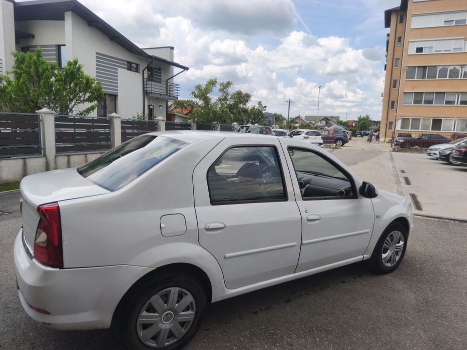 DACIA Logan 2012 — imagine 3