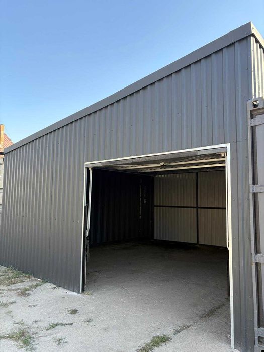 De inchiriat Spatii depozitare/container maritim/Boxa metalica;