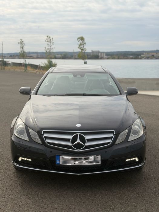 Mercedes E-Coupe 2010 3.0d 231cp
