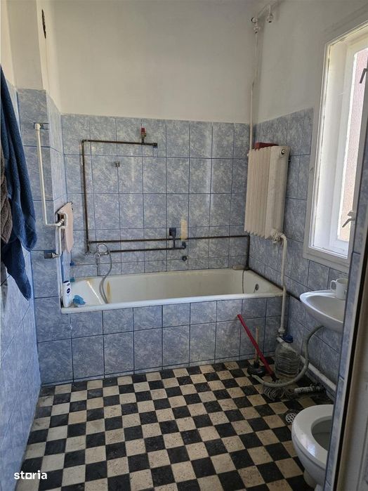 Casa cu teren generos in zona turistica Nadrag Timis