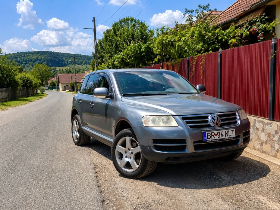 Vând Touareg motor 2.5 Tdi 2007 acte valabile fiscal pe loc preț 3000 euro