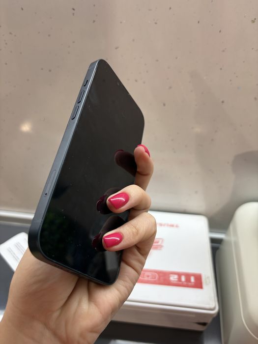 Iphone 13 dark blue 256 GB