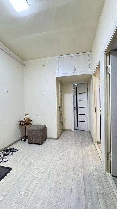 Продаётся 2х-комн квартира 2/3/4 кирпичный дом, 77 серия